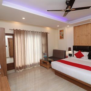 Hotel Luxe Retreat